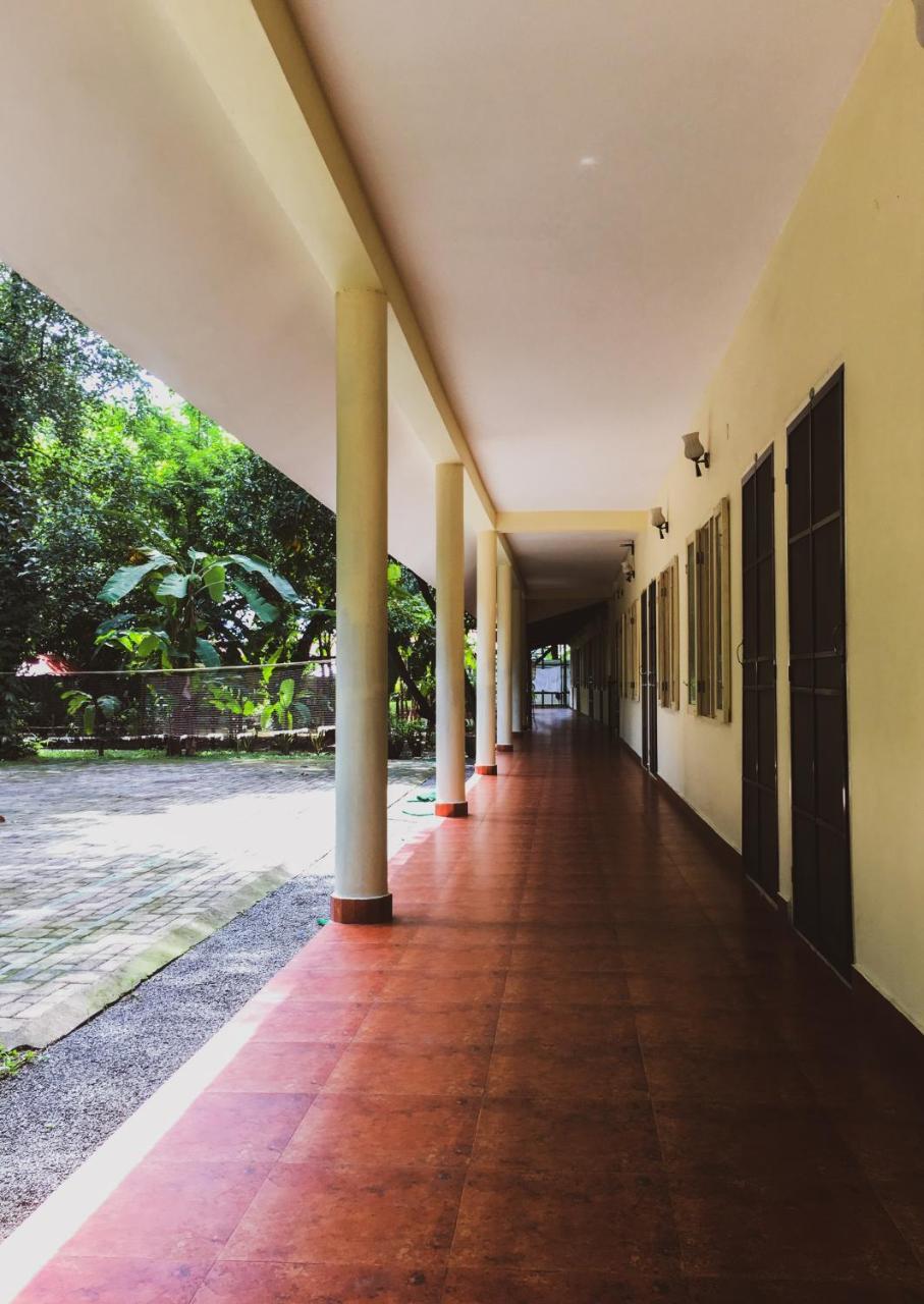 Palm Grove Service Villa Kochi Exterior foto